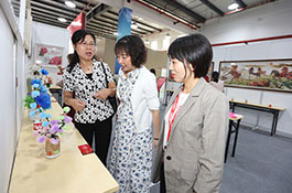 長虹控股集團經開區職工活動中心開啟